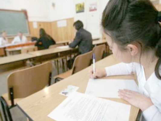 Lucrările la limba română au fost recorectate